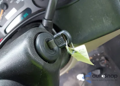 2005 Chevrolet Silverado 1500 Work Truck из США, поврежденный, VIN 1GCEC14X15Z275485